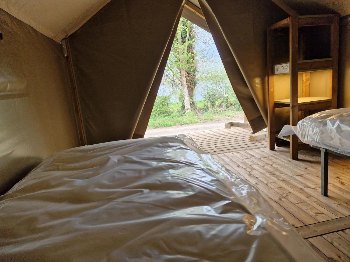 Camping Les Rives Du Lac Bois Morin Eksteriør billede