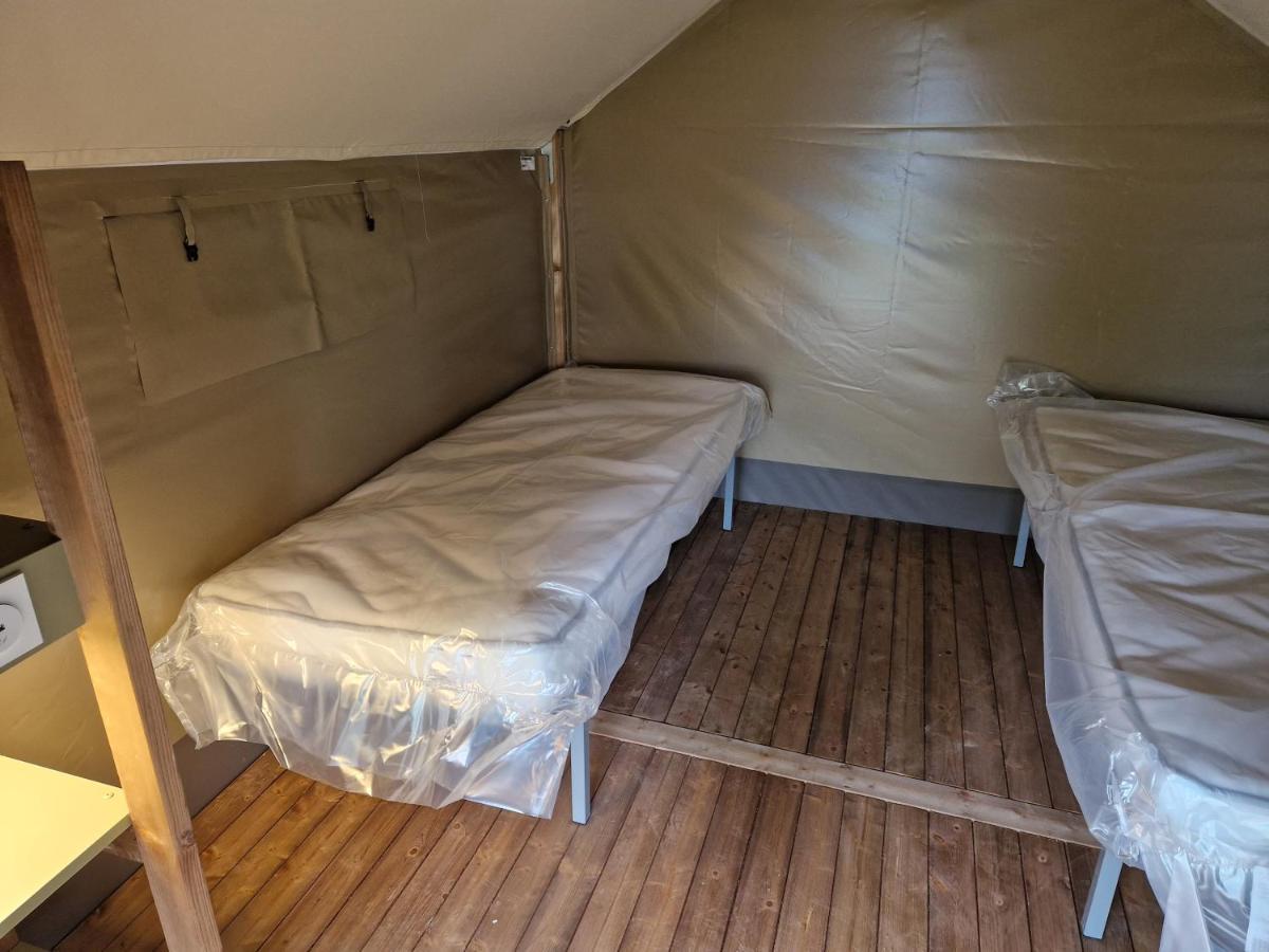 Camping Les Rives Du Lac Bois Morin Eksteriør billede